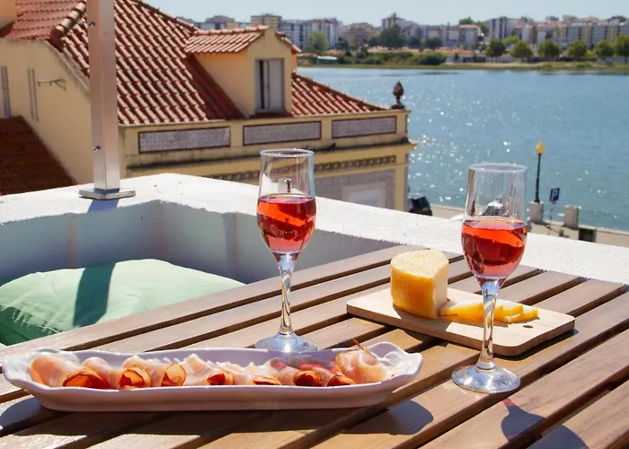 Seixal Bay 公寓 Arrentela