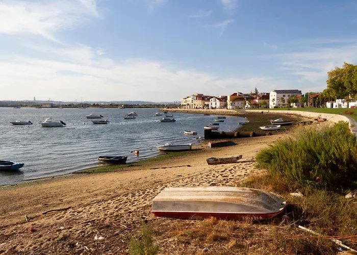 Lägenhet Seixal Bay
